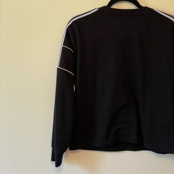WARRIOR spell out No Boundaries L (11-13) black white long sleeve crop top cozy - Picture 6 of 7